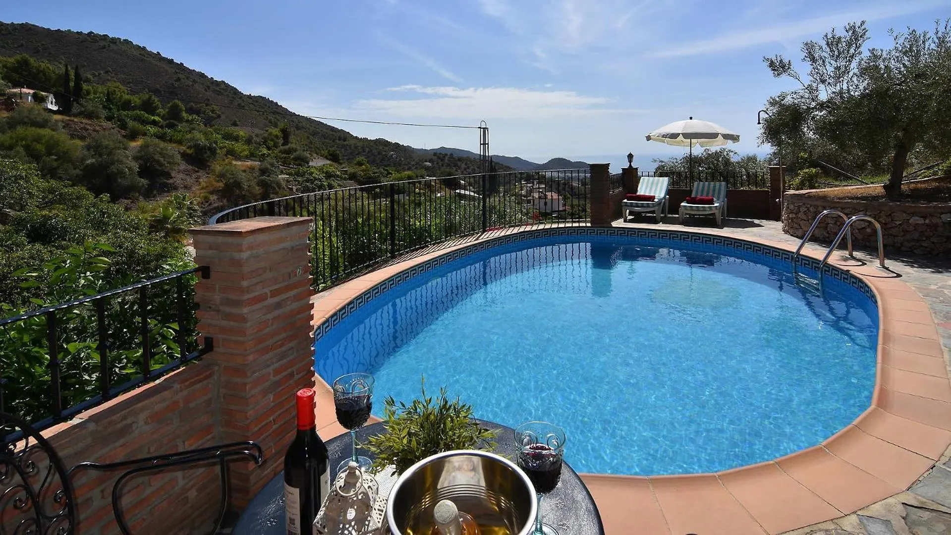 Cortijo En Frigiliana Guest House 0*,